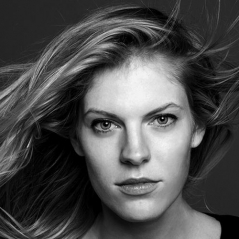 Anna Lyles
